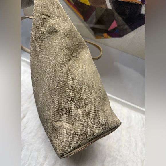 GUCCI-31243 2123 Tan Canvas Tote Beige Leather Strap - Picture 11 of 12